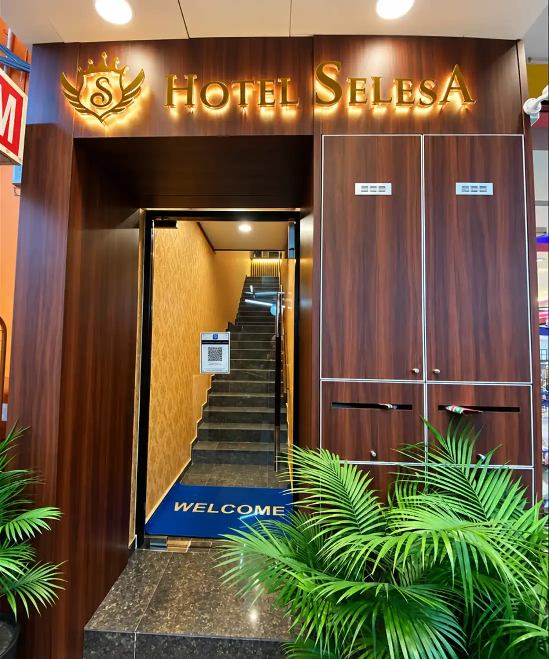 Hotel Selesa entrance and illuminated signage
